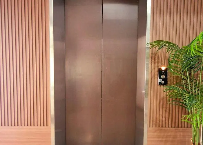 아파트 잠실 강남 인근에 위치한 도심뷰 햇살가득 예쁜집 엘리베이터